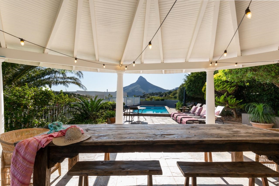 4 Bedroom Property for Sale in Camps Bay Western Cape